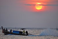 Koh Lipe sunset © tropical-travel.com