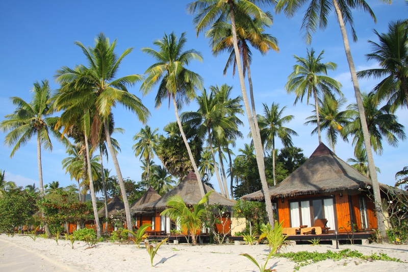 Koh Muk &copy; tropical-travel.com