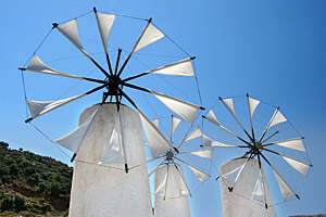 Kreta Windmühle © ambrozinio | 123RF.com