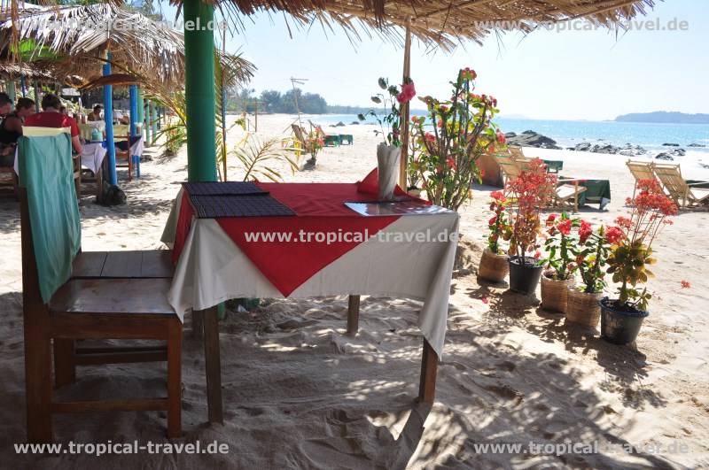 Ngapali beach &copy; tropical-travel.com