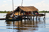 Tonle Sap Lake © masterlu | 123RF.com