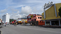 Azio Shopping Mall Kuah © tropical-travel.com