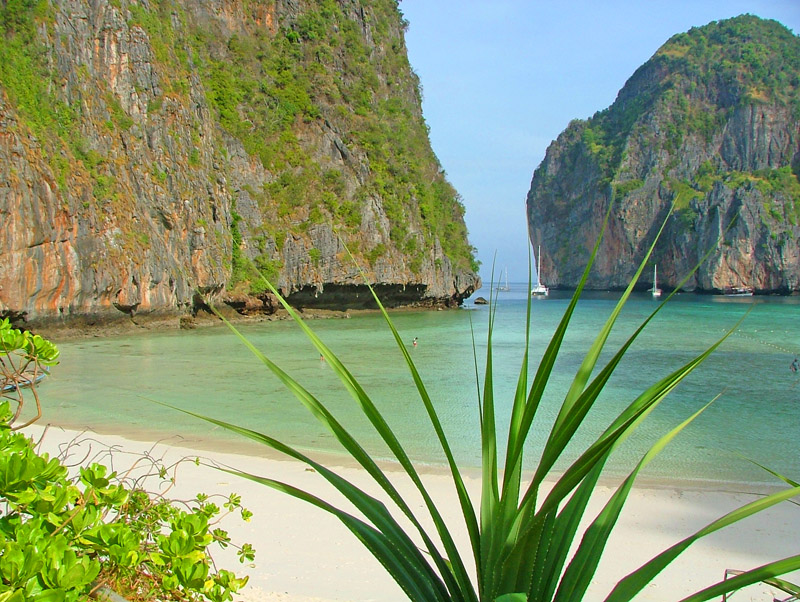 Koh Phi Phi © tropical-travel.com
