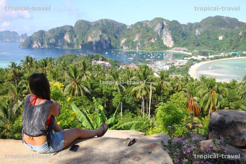 Koh Phi Phi viewpoint Koh Phi Phi © tropical-travel.com