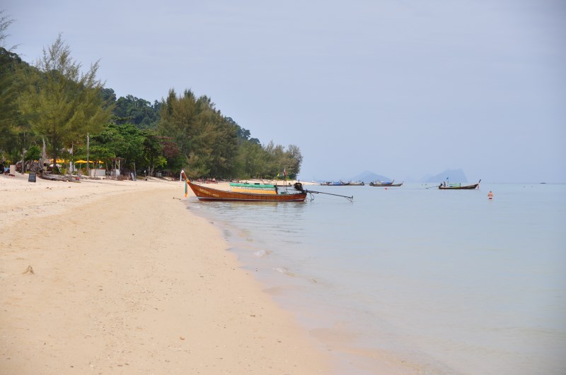 Koh Ngai &copy; tropical-travel.com