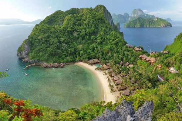 Cauayan Island Resort - unsplash.com Palawan